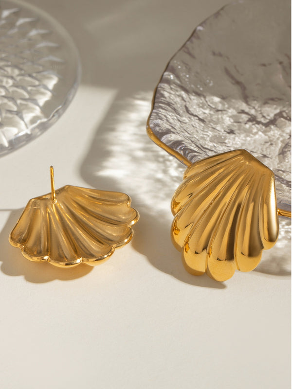 PearlShell - 18K Gold-Plated Shell Stud Earrings