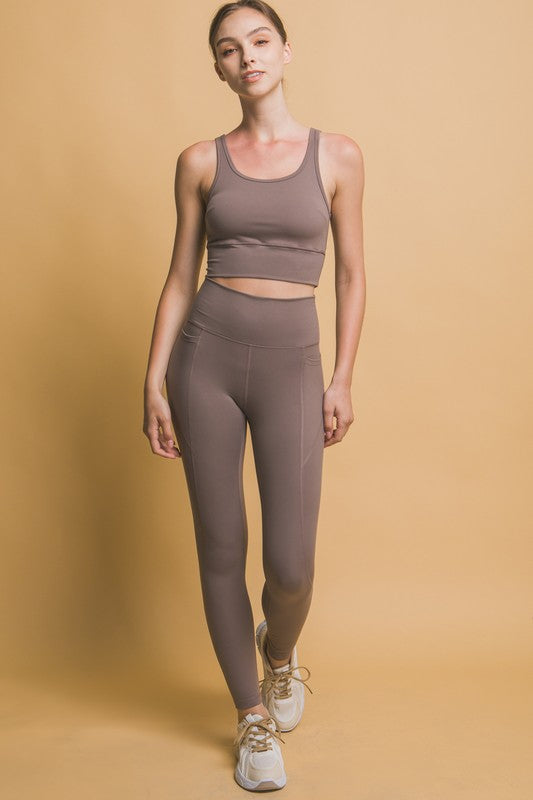 ActiveEase - High-Waist Leggings with Side Pockets